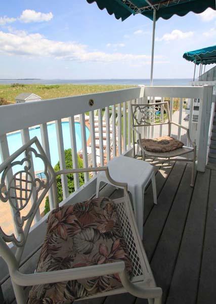 Sea Cliff House 2*